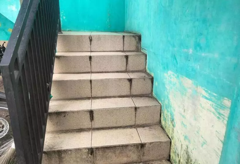 Hotelli Spot On 92839 Nany Asoka Syariah