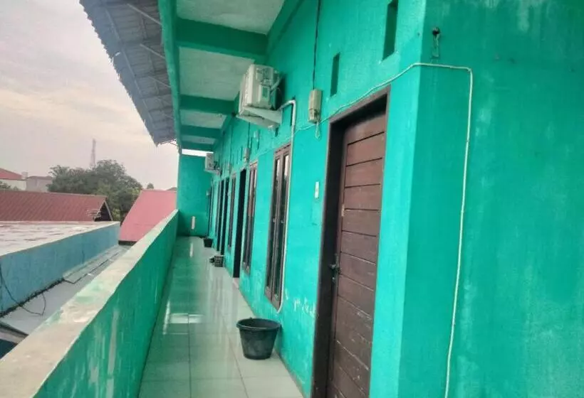 Hotelli Spot On 92839 Nany Asoka Syariah