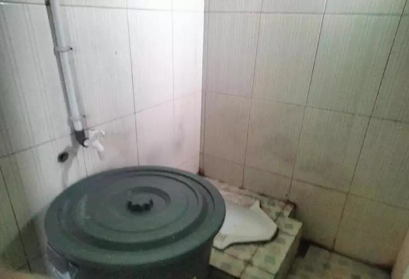 Hotelli Spot On 92839 Nany Asoka Syariah