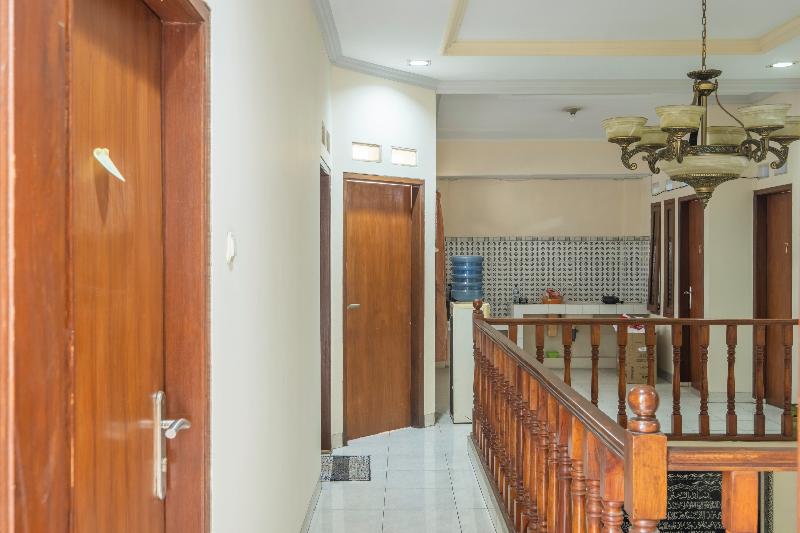 Hotel Oyo 1859 Rancabali Residence