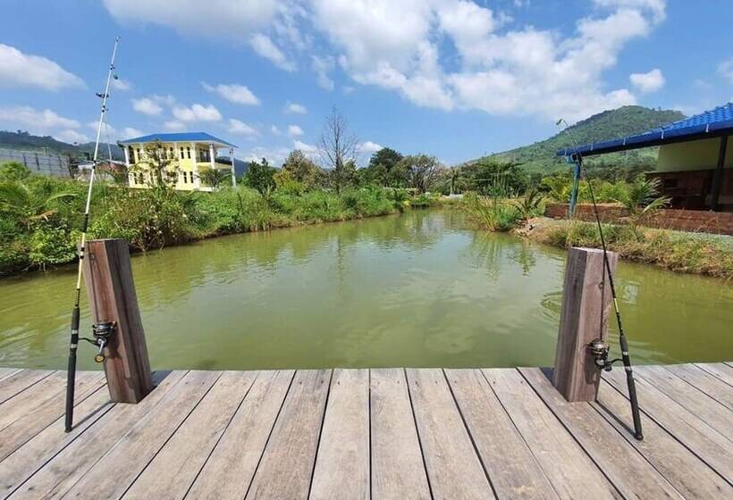 فندق Panorama Mountain Resort