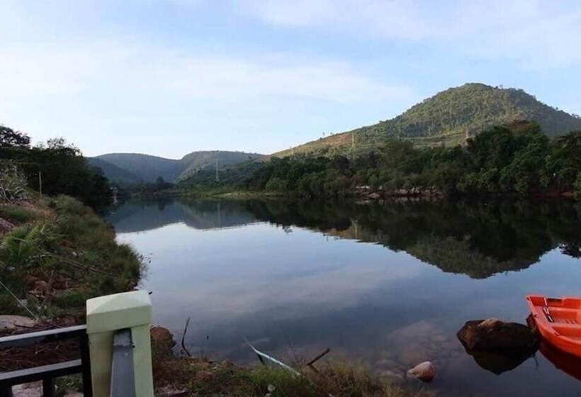 فندق Panorama Mountain Resort