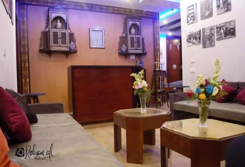 هتل The Location
