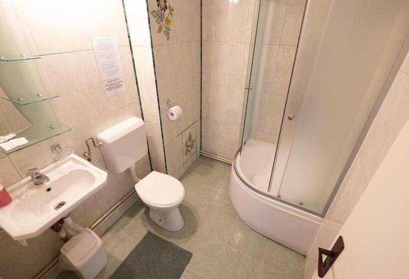 پانسیون Top Mountain