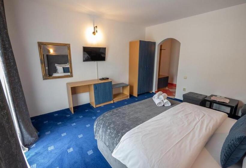 پانسیون Top Mountain