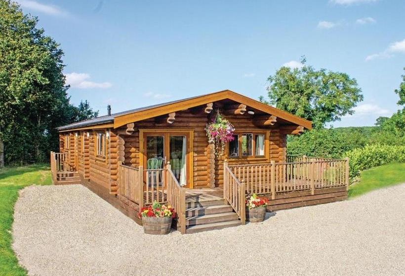 منتجع Blackwell Lodges