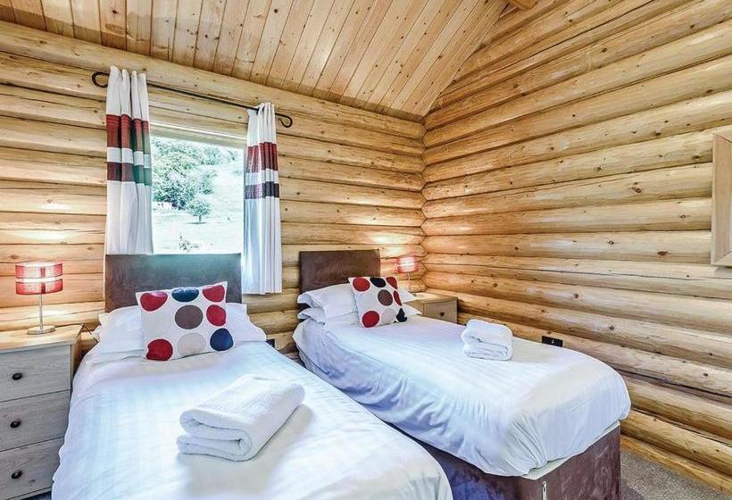 منتجع Blackwell Lodges