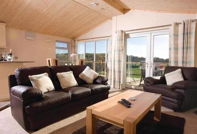Lomakeskus Kessock Highland Lodges