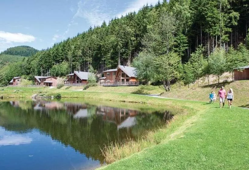 リゾートホテル Penvale Lakes Lodges