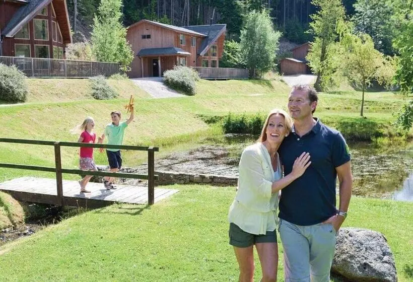 リゾートホテル Penvale Lakes Lodges