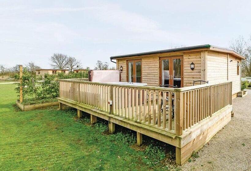 استراحتگاه Pickering Lodges