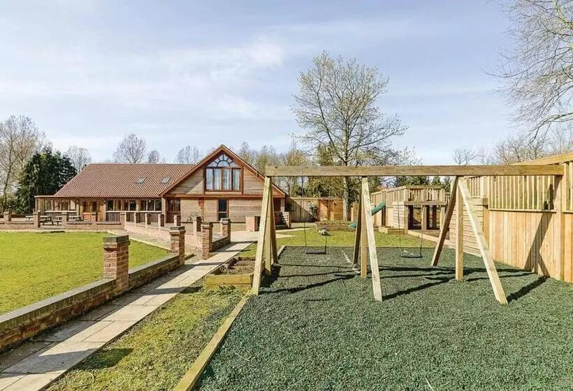 Lomakeskus Pickering Lodges