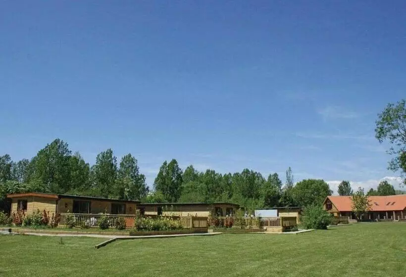 Lomakeskus Pickering Lodges