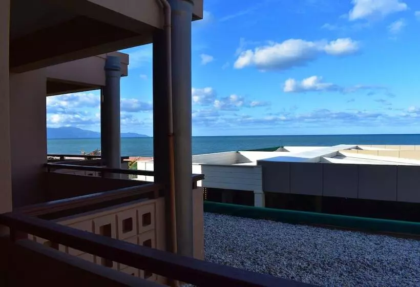 Ariadne Beach