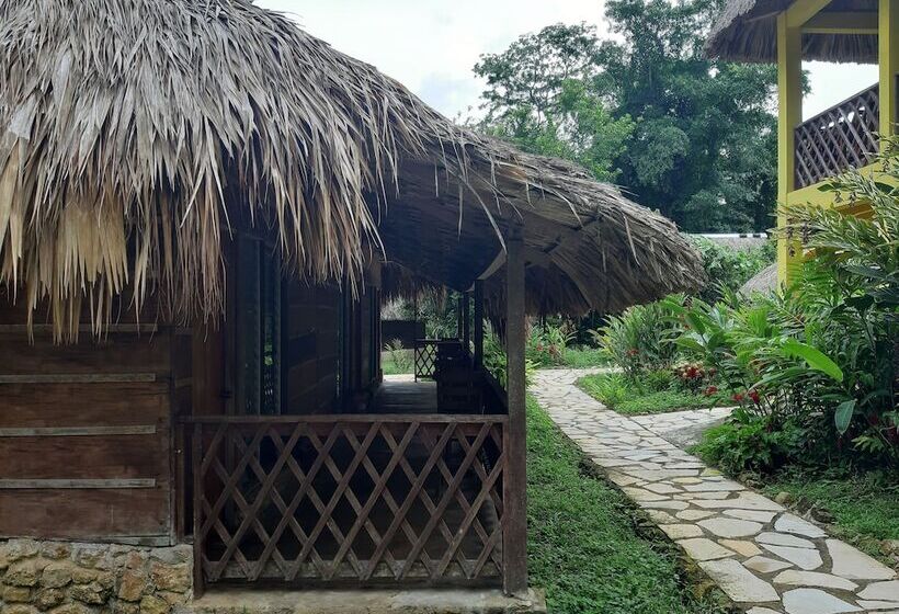 فندق Campamento Lacandones