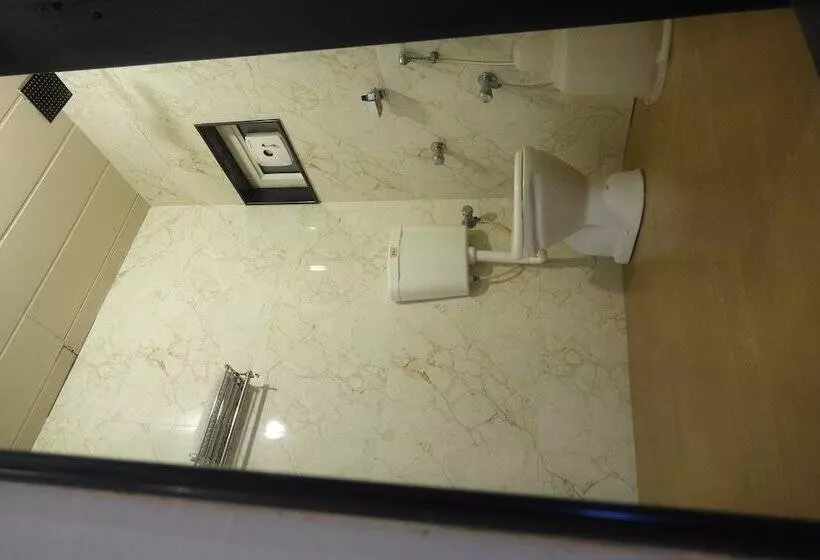 Hotelli Centre Point