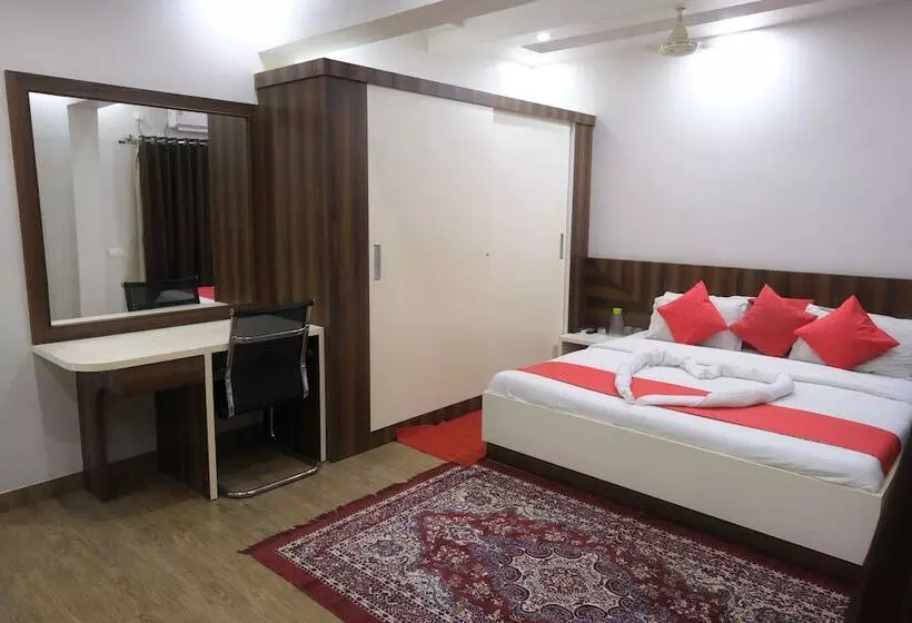 Hotelli Centre Point