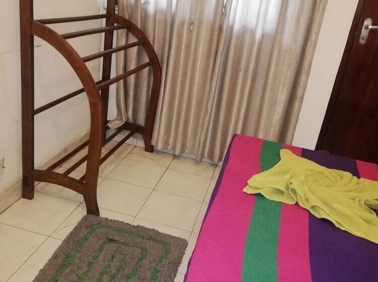 酒店 Relax On Torrington