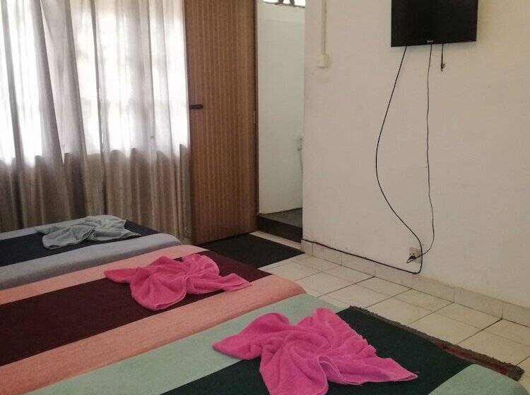 酒店 Relax On Torrington