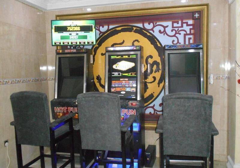 St Regis Hotel And Resorts