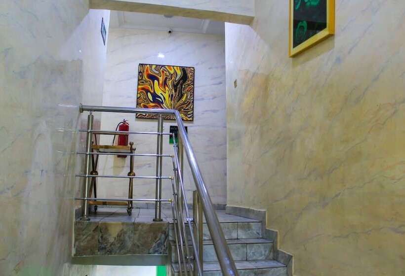 St Regis Hotel And Resorts