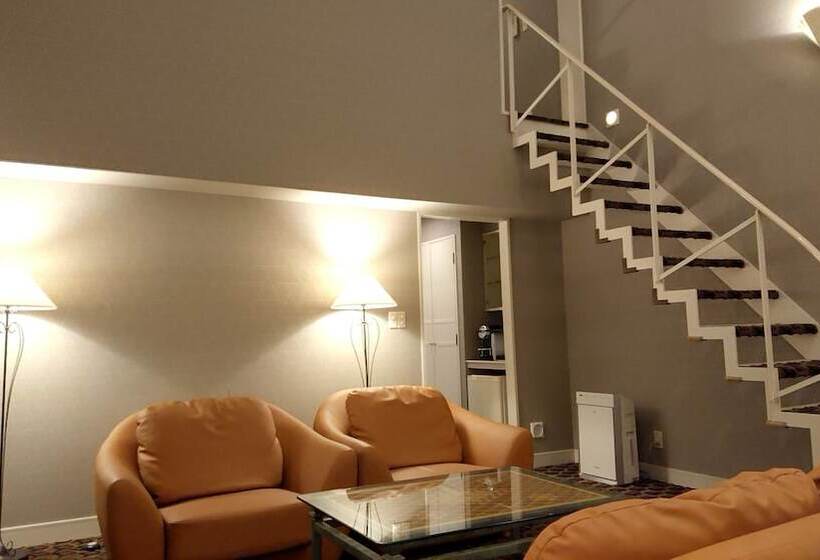 Отель Villa The Club Karuizawa