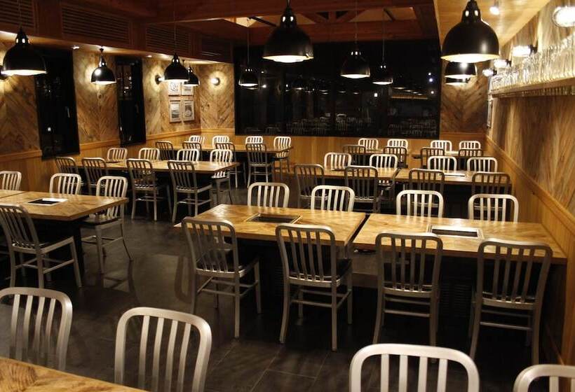 Отель Villa The Club Karuizawa