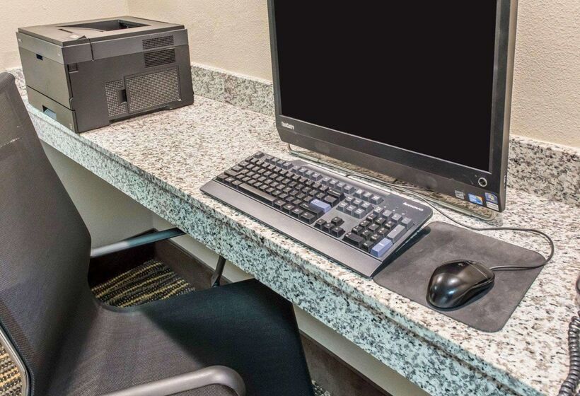 فندق Mainstay Suites Pittsburgh Airport