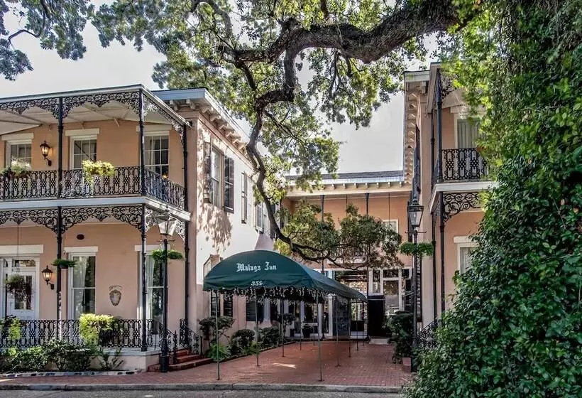 Отель Malaga Inn