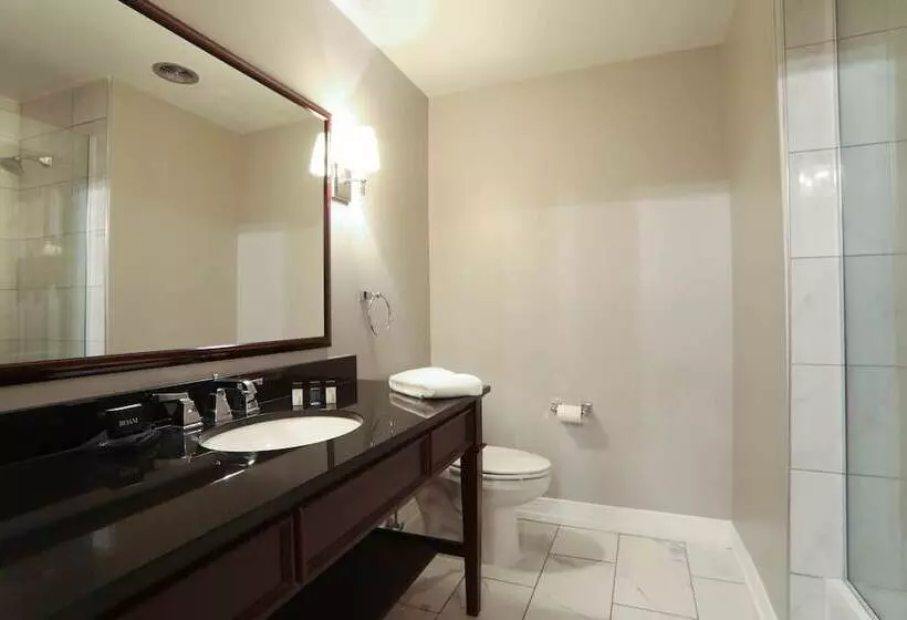 Отель Malaga Inn