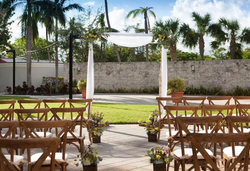هتل Miami Airport Marriott