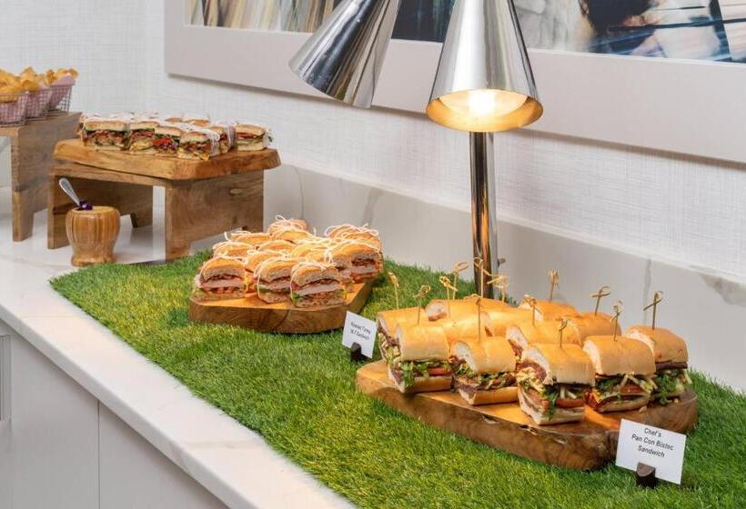 هتل Miami Airport Marriott