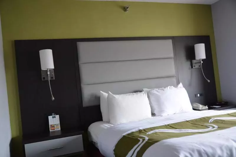 Hotel Quality Inn Grove City  Columbus South