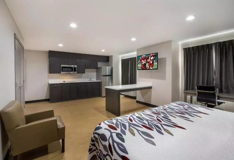 בית מלון כפרי Red Roof Inn Sulphur