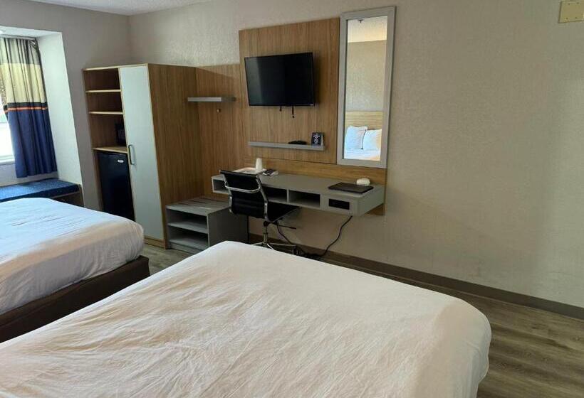 Microtel Inn By Wyndham Winston Salem