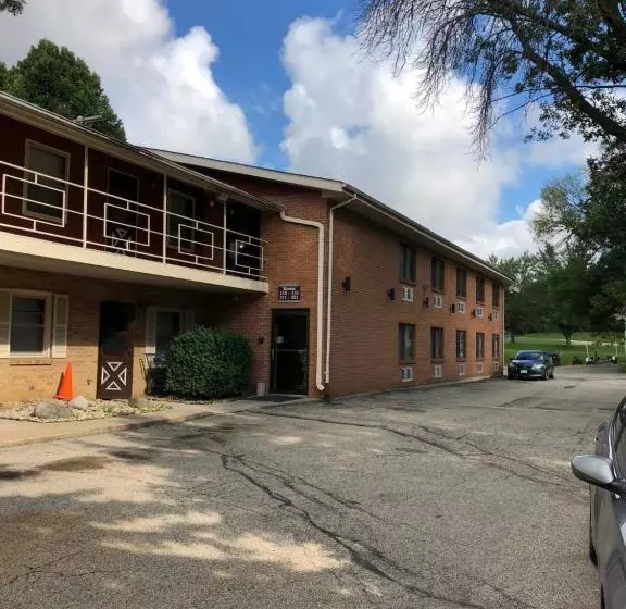 فندق على الطريق Valued Stay Sun Prairie