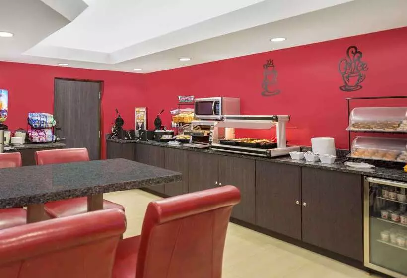 Ramada By Wyndham Miami Springs/miami International Airport
