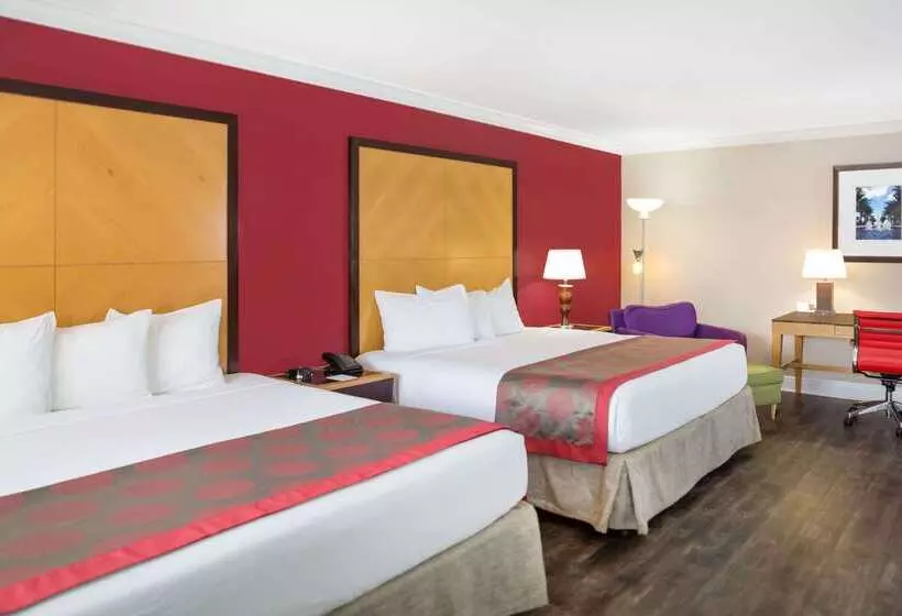 Ramada By Wyndham Miami Springs/miami International Airport