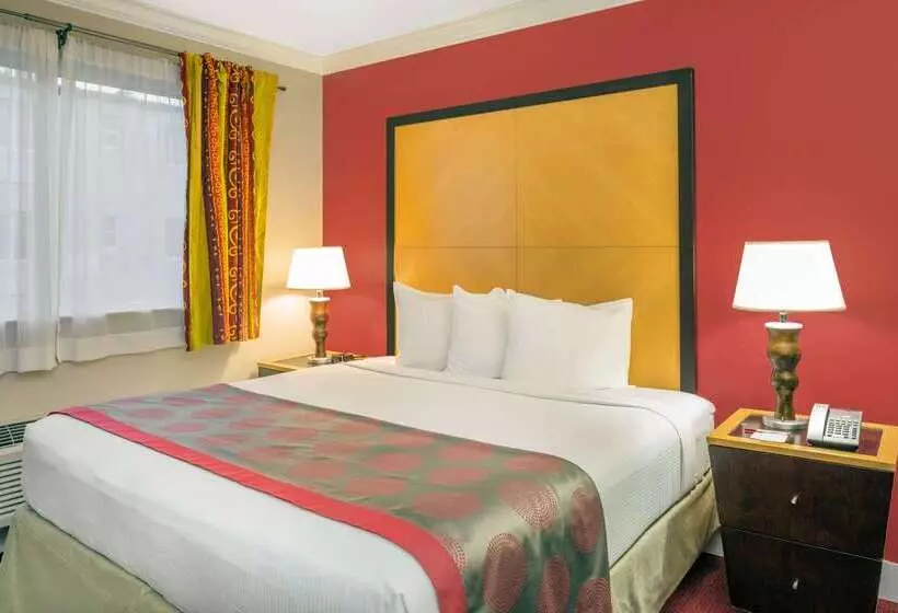 Ramada By Wyndham Miami Springs/miami International Airport