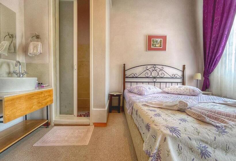 هتل Eolya Konuk Evi