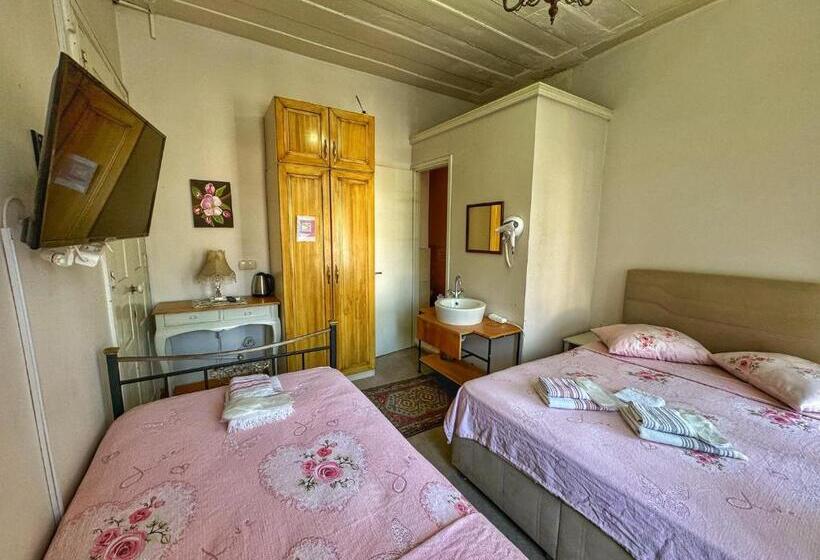 هتل Eolya Konuk Evi