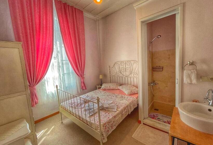 هتل Eolya Konuk Evi