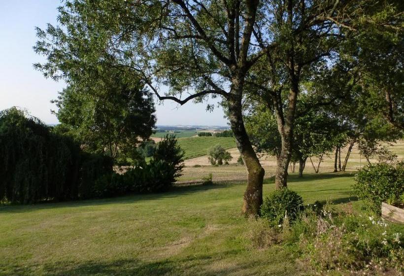 مبيت وإفطار Les Lebes La Petite Maison