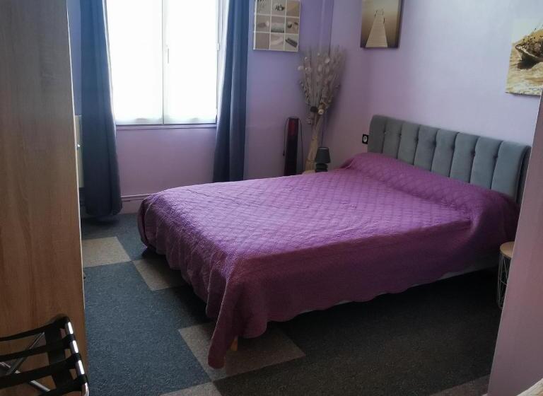 בית מלון כפרי Logis Hôtel & Restaurant Le Saint Savinien