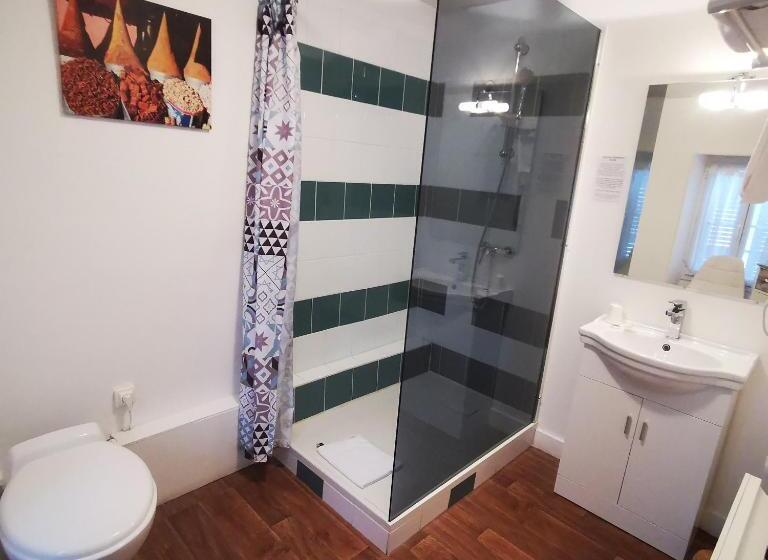 בית מלון כפרי Logis Hôtel & Restaurant Le Saint Savinien