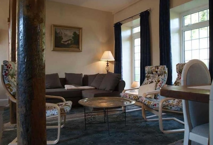 בית מלון כפרי Ross House Equestrian Holidays