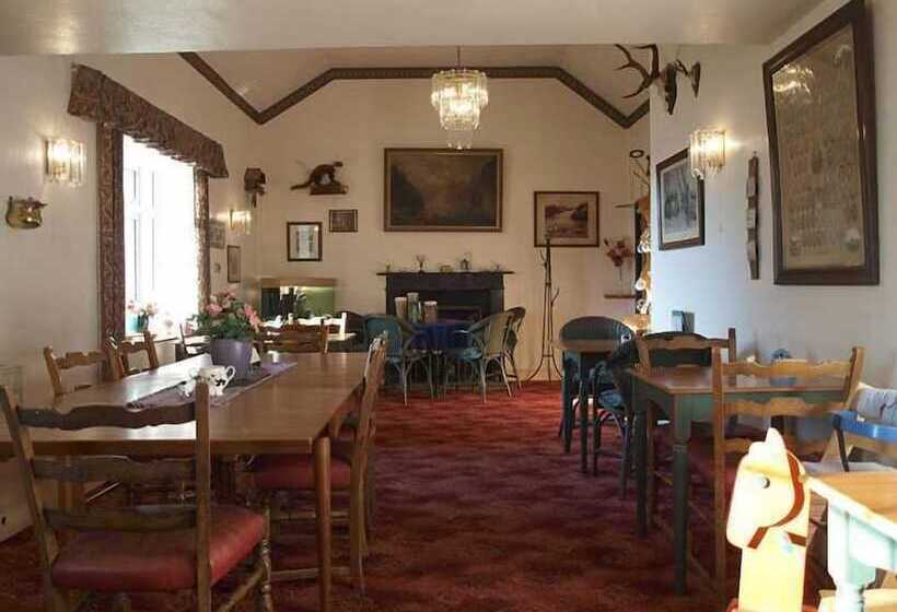 בית מלון כפרי Ross House Equestrian Holidays