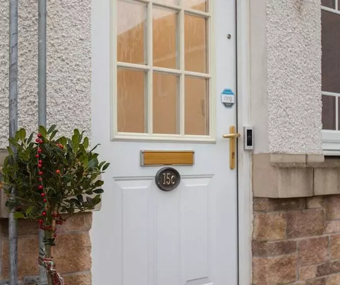 Duloch Apartments Tp