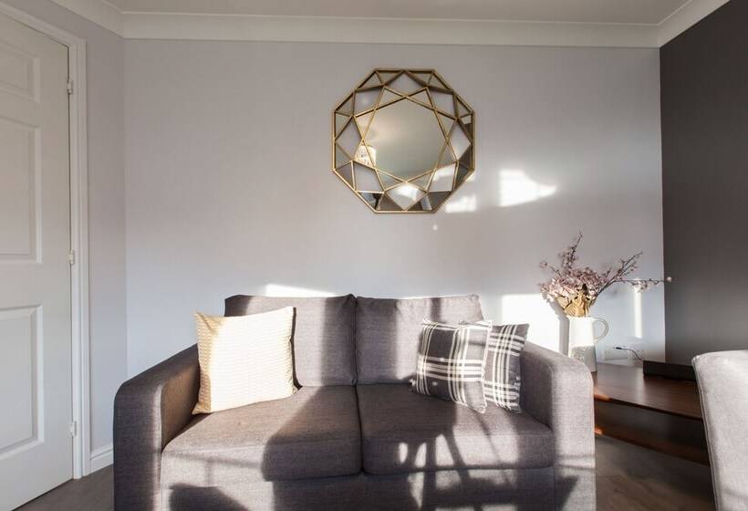 Duloch Apartments Tp