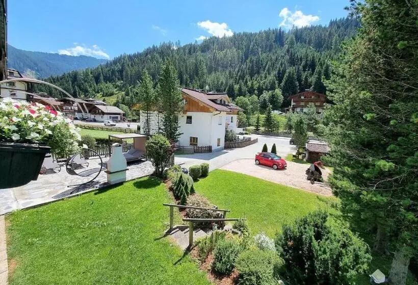 پانسیون Das Landhaus